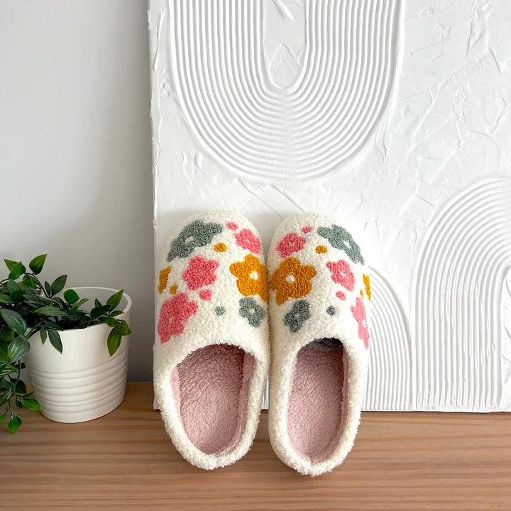 Chaussons Fleuris Douillets – Confort Moelleux & Style Élégant