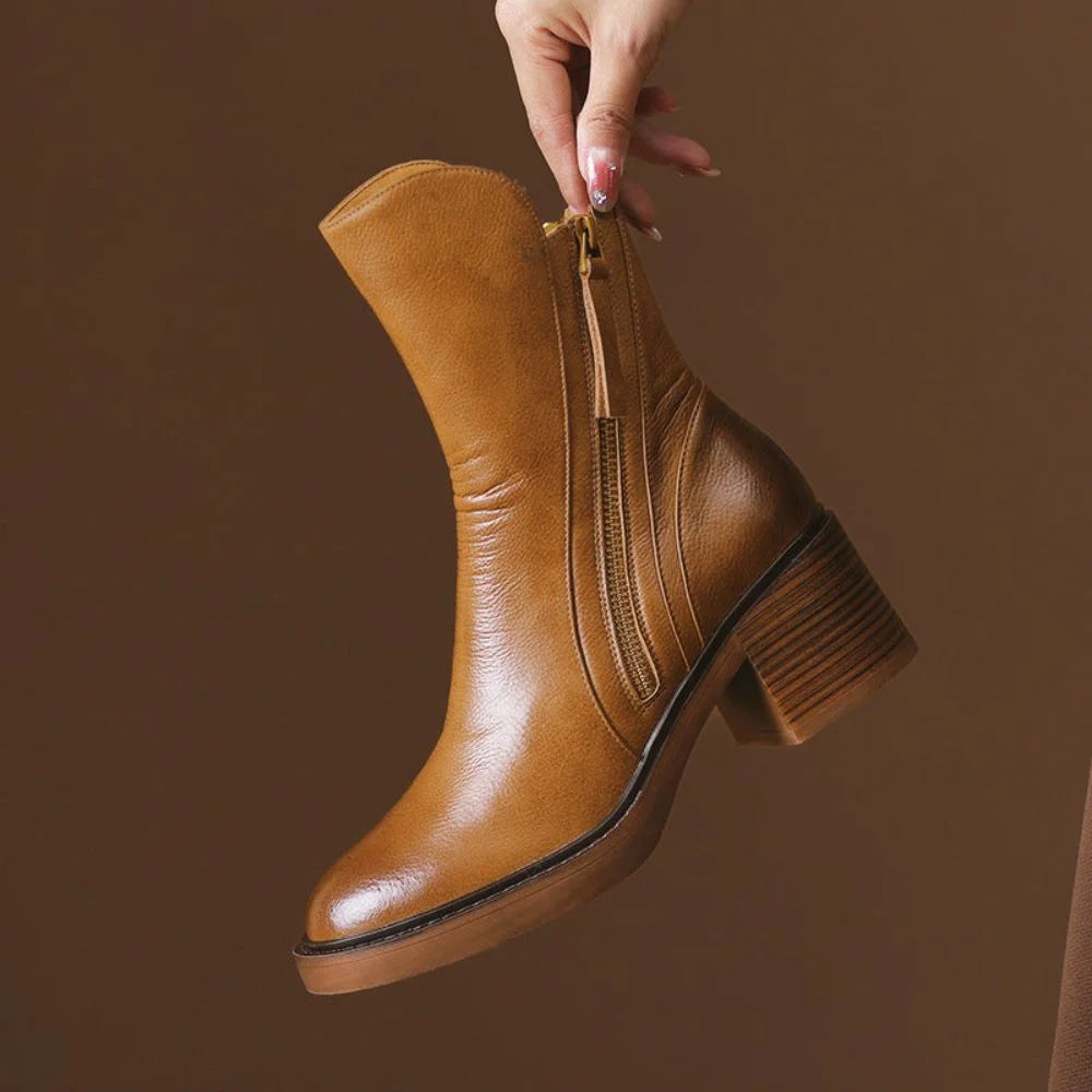Bottines Talon British chic : hauteur stylée et confort assuré