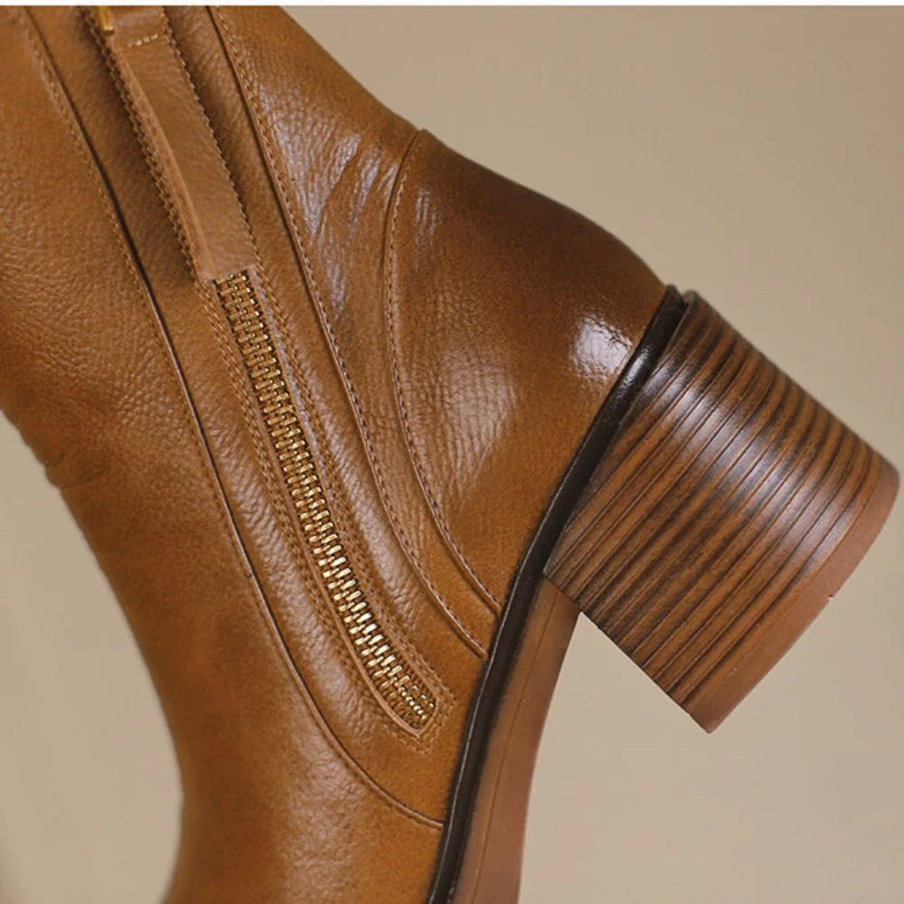 Bottines Talon British chic : hauteur stylée et confort assuré